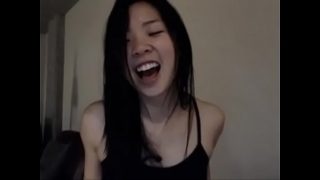 Asiatiques coquines bouffeuses de couilles